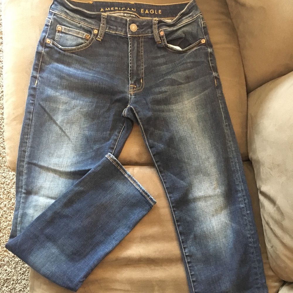 29x30 AE Jeans- great shape. Bundle and save